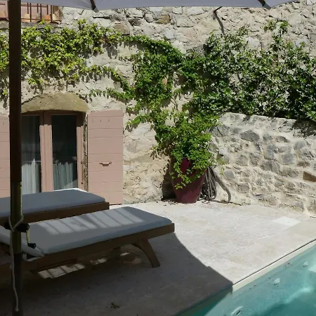 Couette-café Les Vieux Murs Montfort (Alpes-de-Haute-Provence)